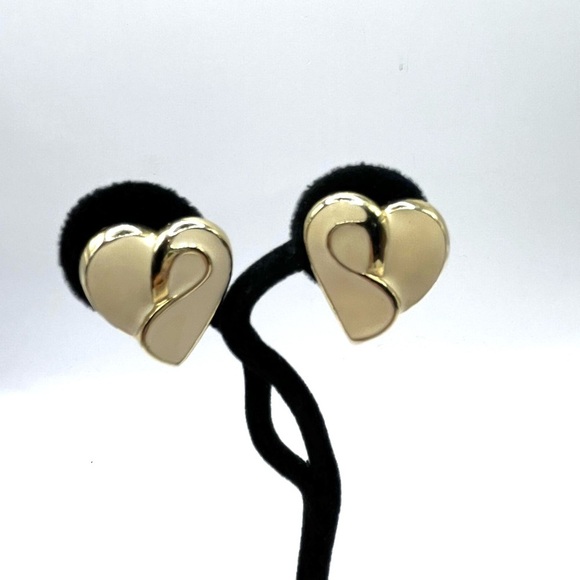 Heart Earrings Gold Tone and Cream Enamel Heart Earrings ❤️ Clip on - Picture 9 of 13